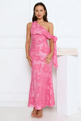 Secret Aurora Of Shoulder Maxi Dress Pink