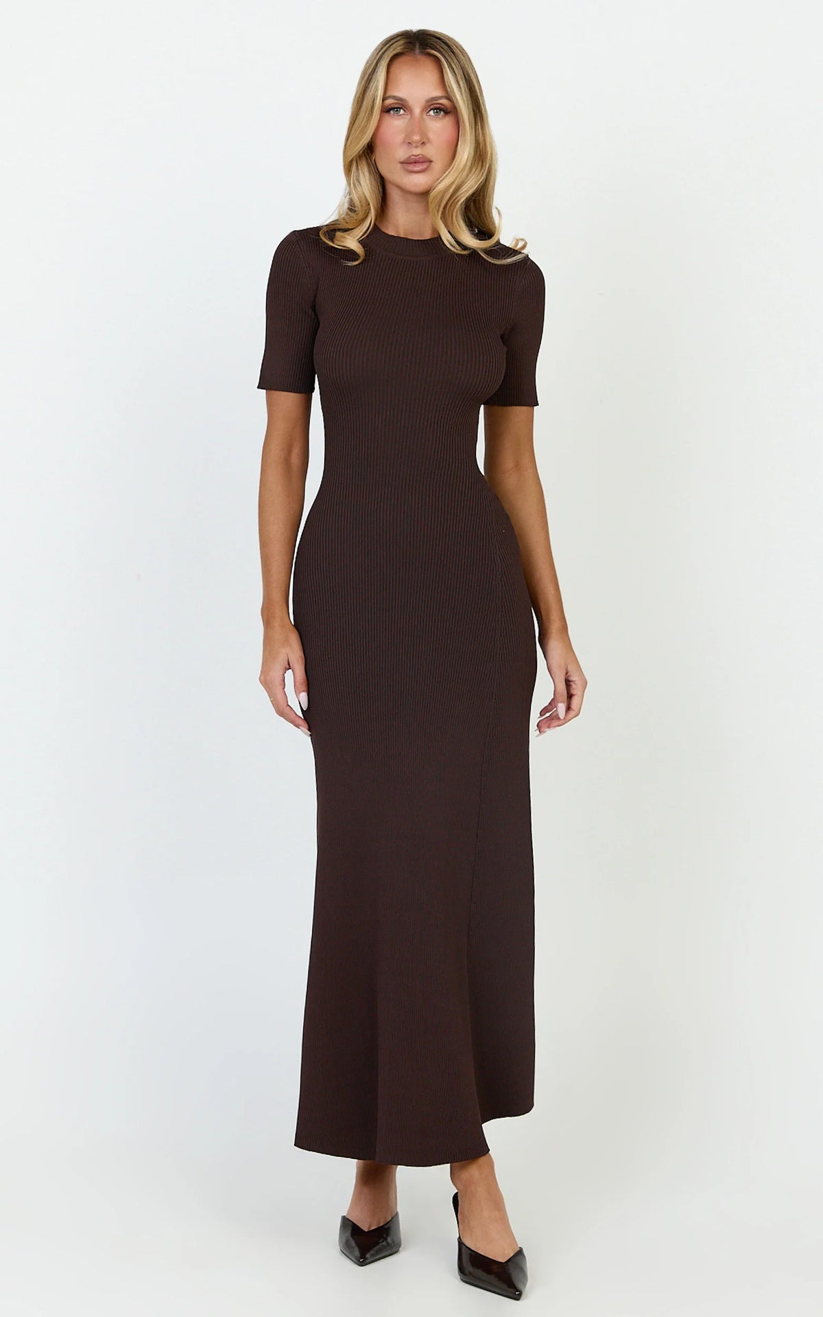Lanie Midi Dress - Knitted Crew Neck Short Sleeve Dress in Chocolate